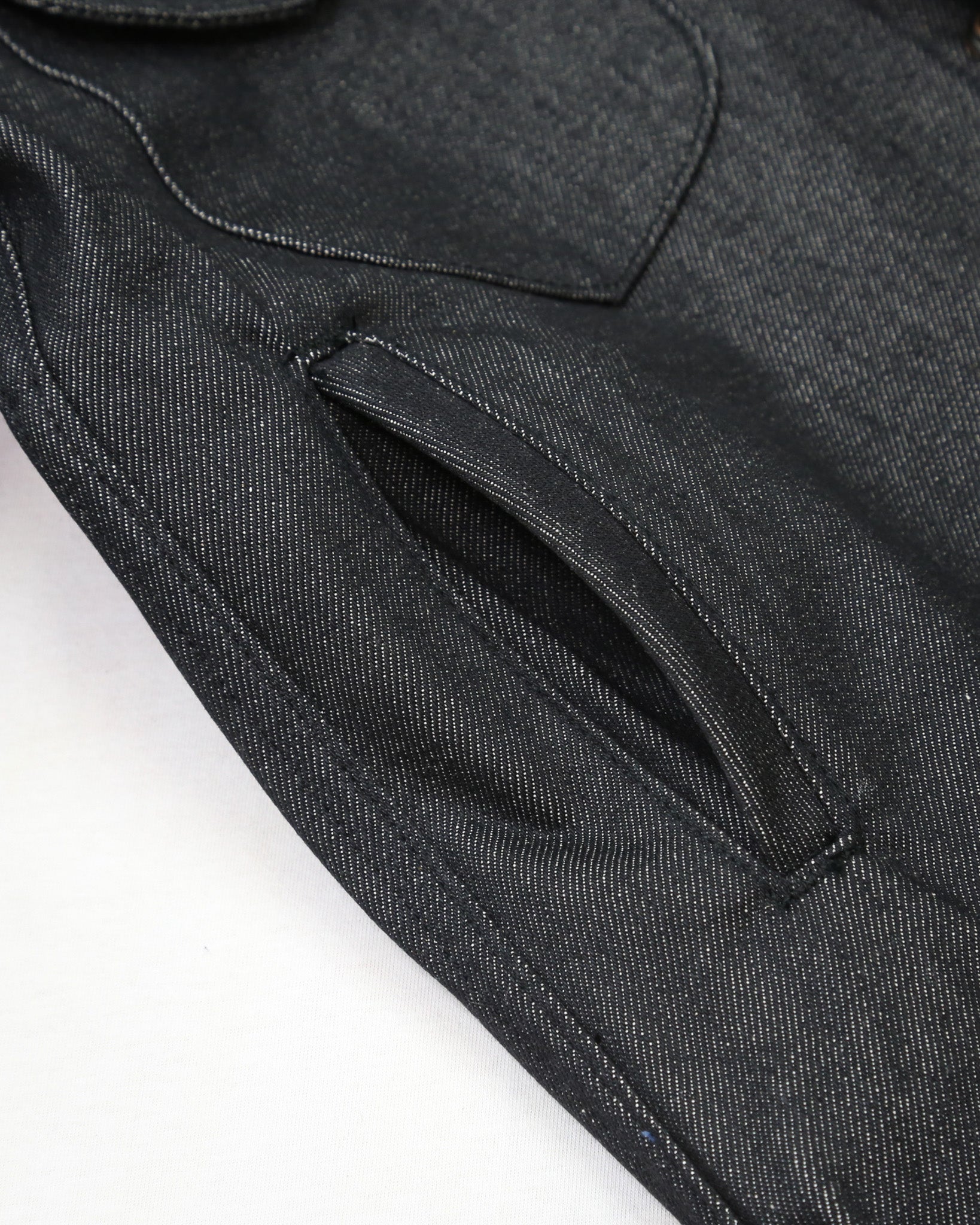 Interceptor Cone Mills Black