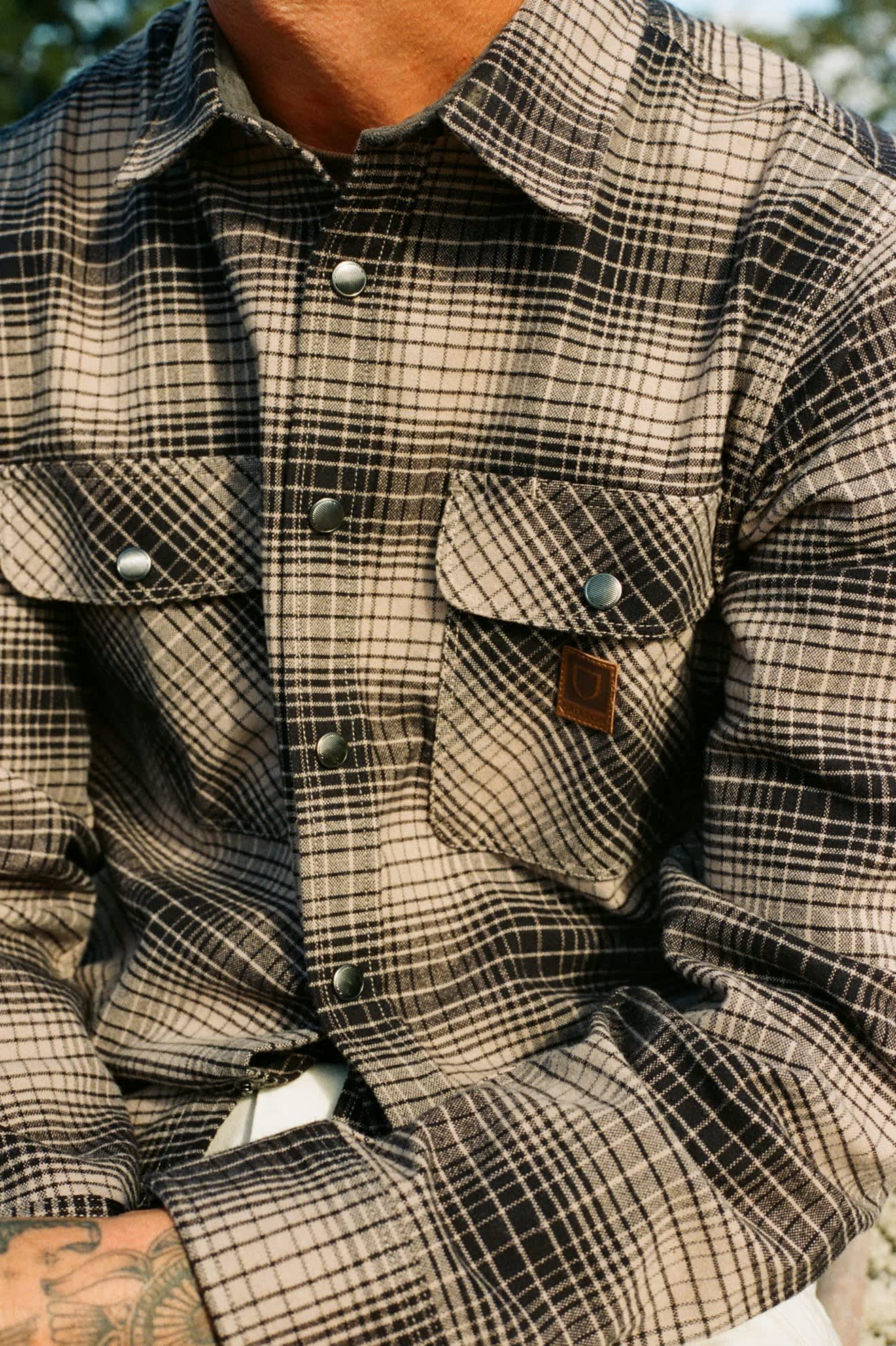 Close Up Model Photo of Brixton Men's Builders Bowery STR Water Resistant Flannel - Black/ Cinder Grey