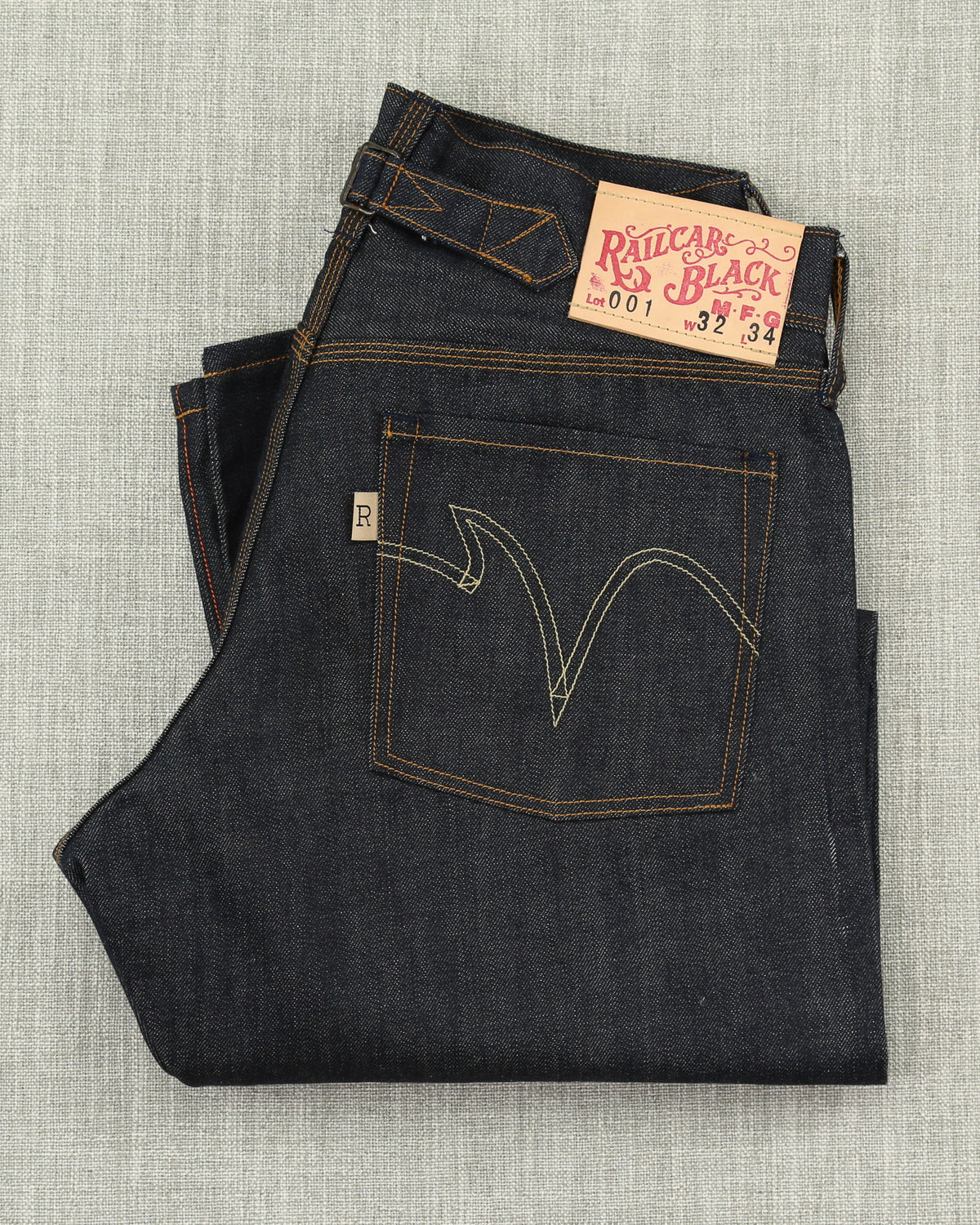 Lot 001
