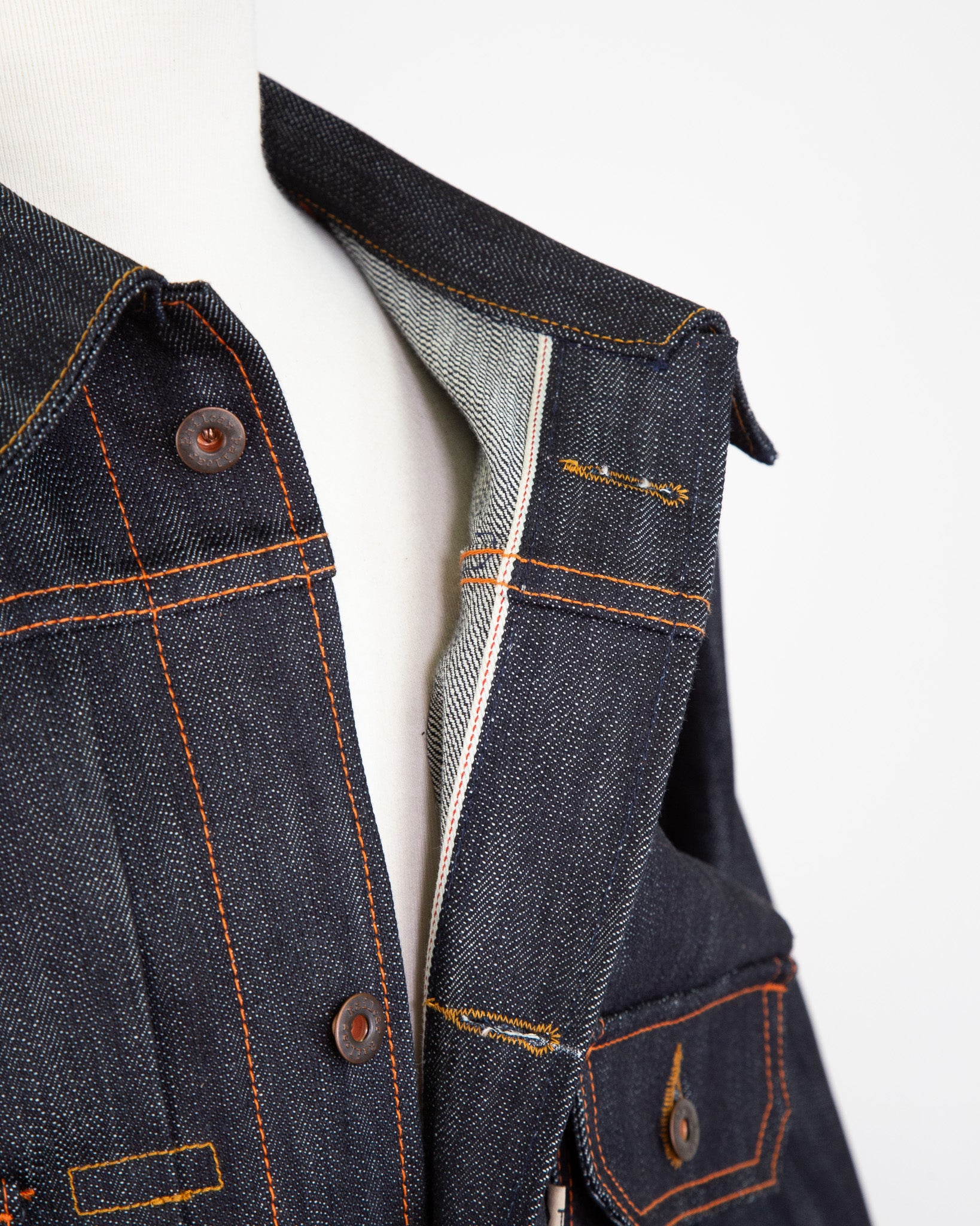 X124 Slub Indigo Type 1 placket