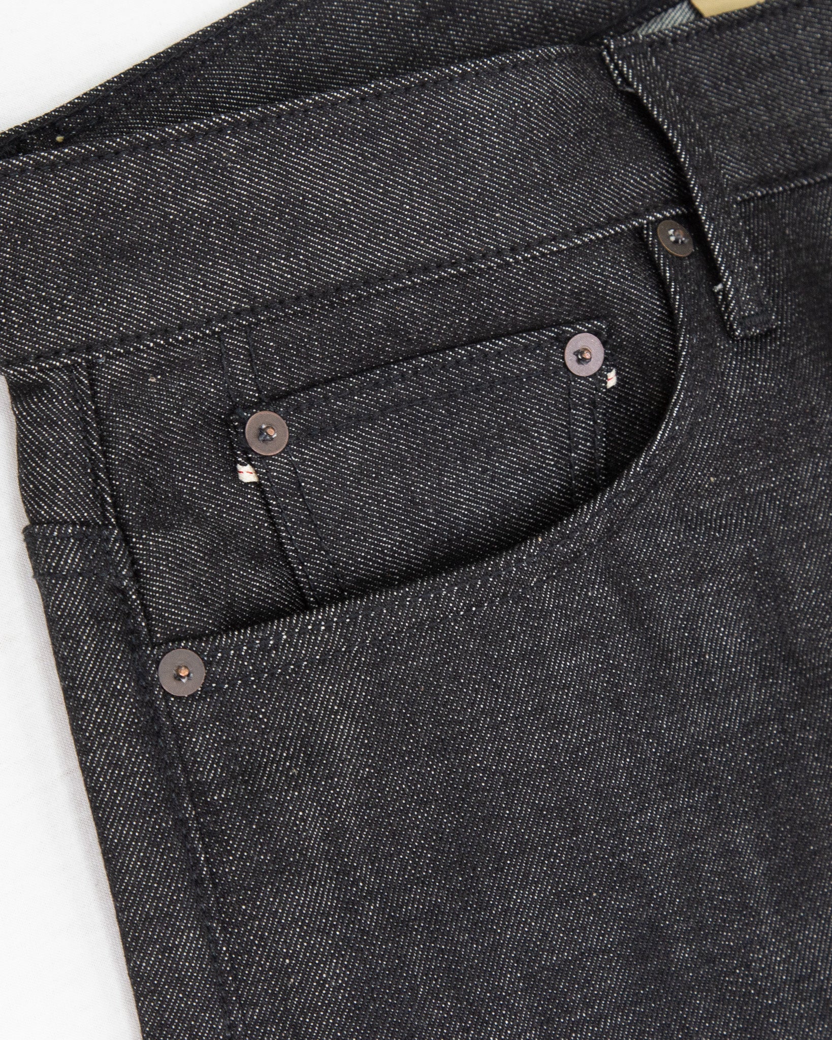 Black Warp White Weft Selvedge